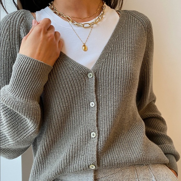 zara strawberry knit